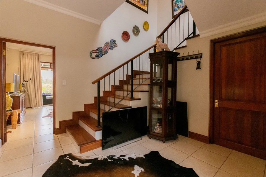 6 Bedroom Property for Sale in Riebeek Kasteel Western Cape